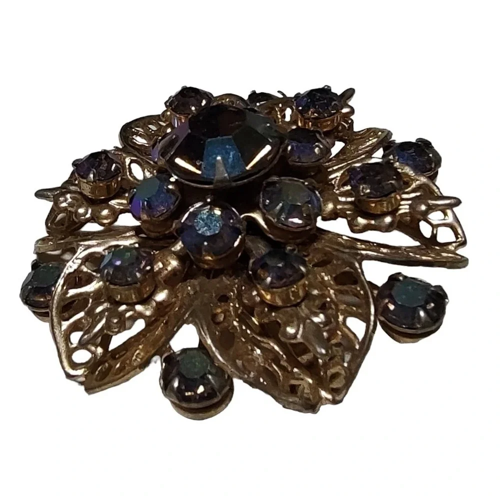 Vintage Brooch Pin Blue Purple Aurora Borealis Goldtone Fillagree Pronged 1.5 in